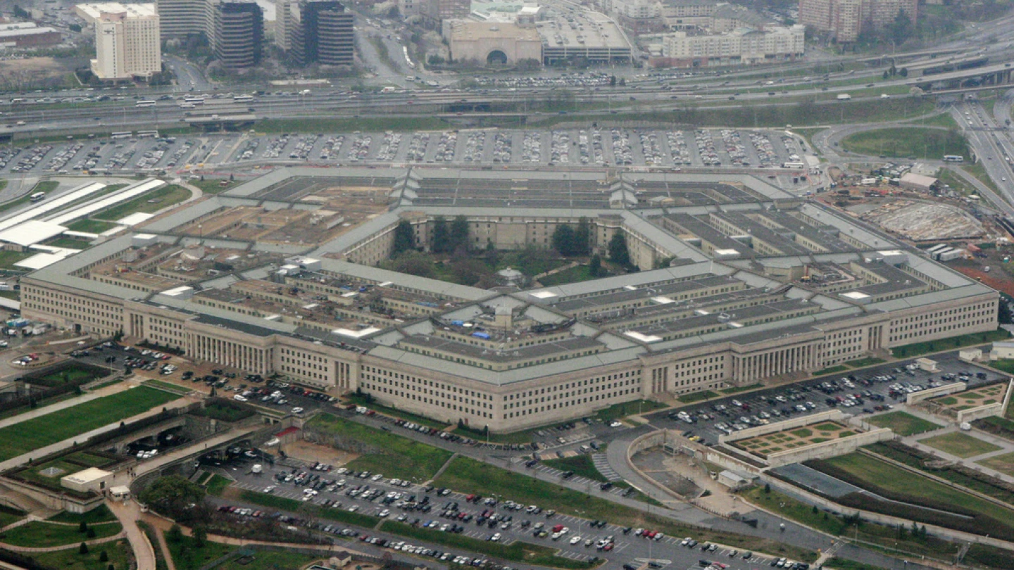 Wakil Oklahoma Tom Cole memperingatkan AS menghadapi transisi militer