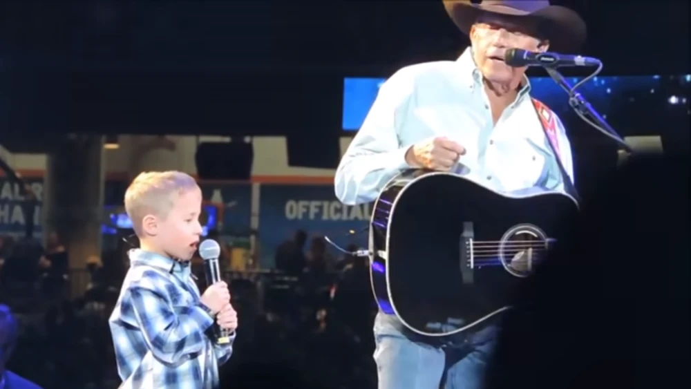 VIDEO: George Strait joined onstage by grandson Harvey - 98.5 The Bull
