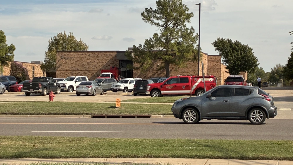 Small gas leak prompts evacuation of 10 classrooms at Yukon Middle ...