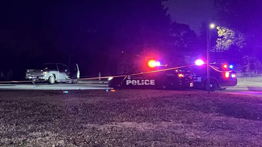 1 dead, 1 in custody after SW OKC shooting leads to chase - News9.com
