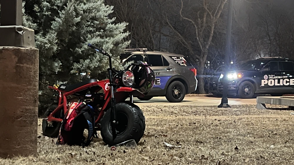 1 in custody following SW OKC police pursuit - News9.com