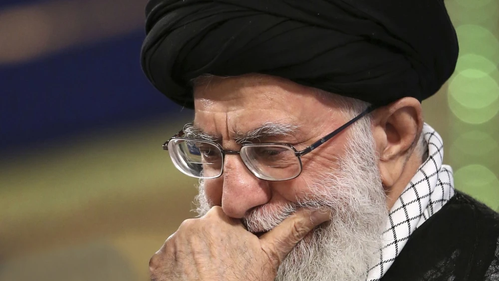 Iran's Supreme Leader Ayatollah Ali Khamenei presumed dead after U.S.-Israel strikes - Newson6.com